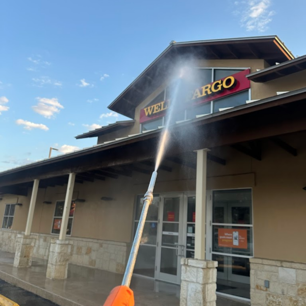 Wells Fargo Bank Exterior Wash